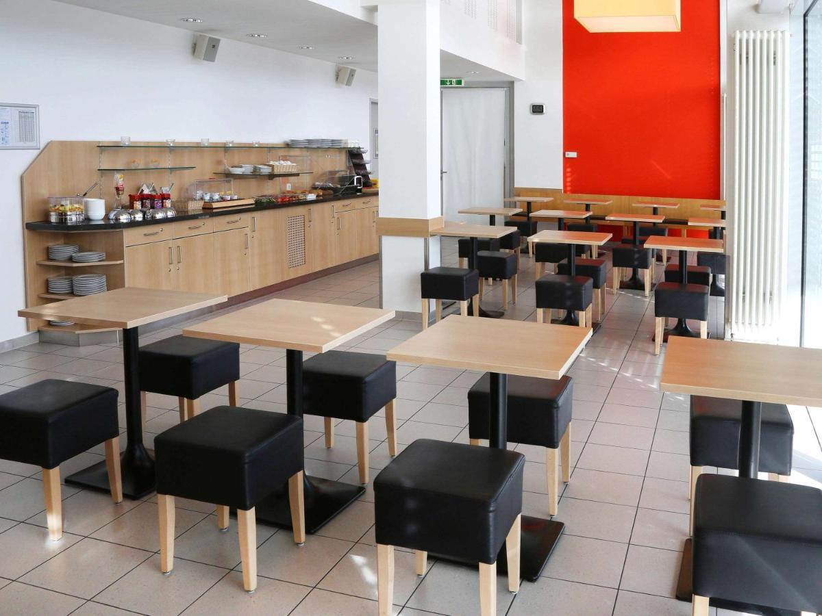 Ibis Budget Augsburg City Esterno foto