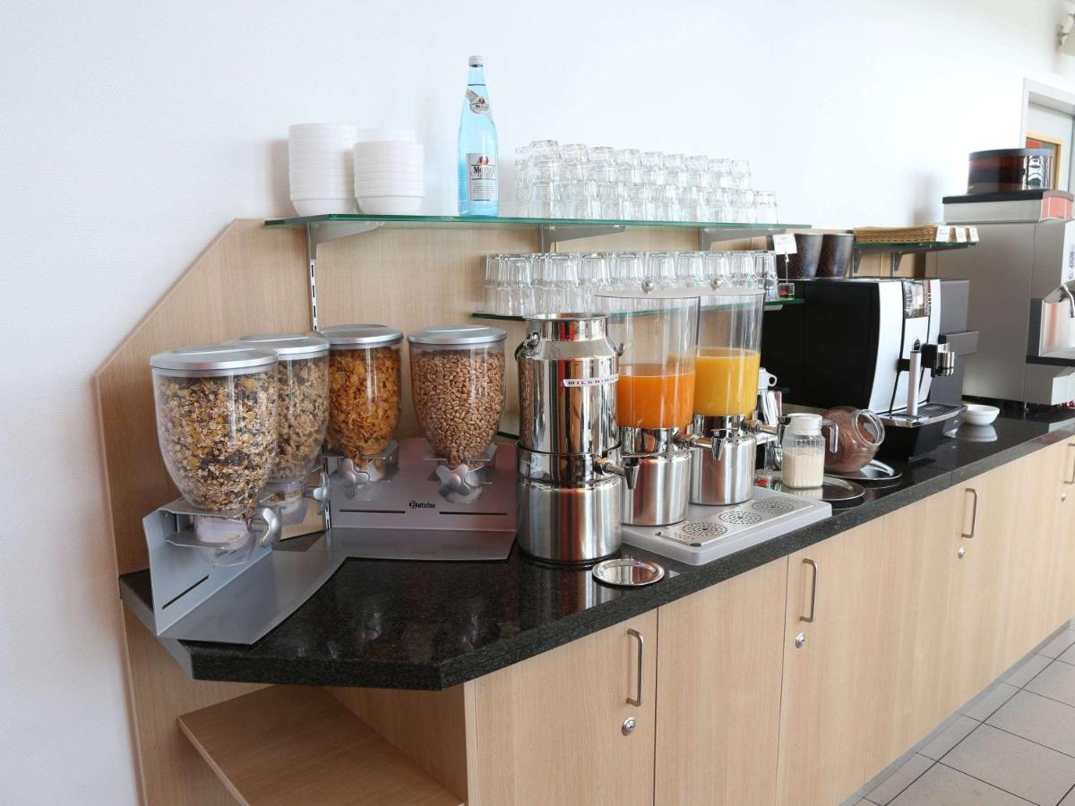 Ibis Budget Augsburg City Esterno foto