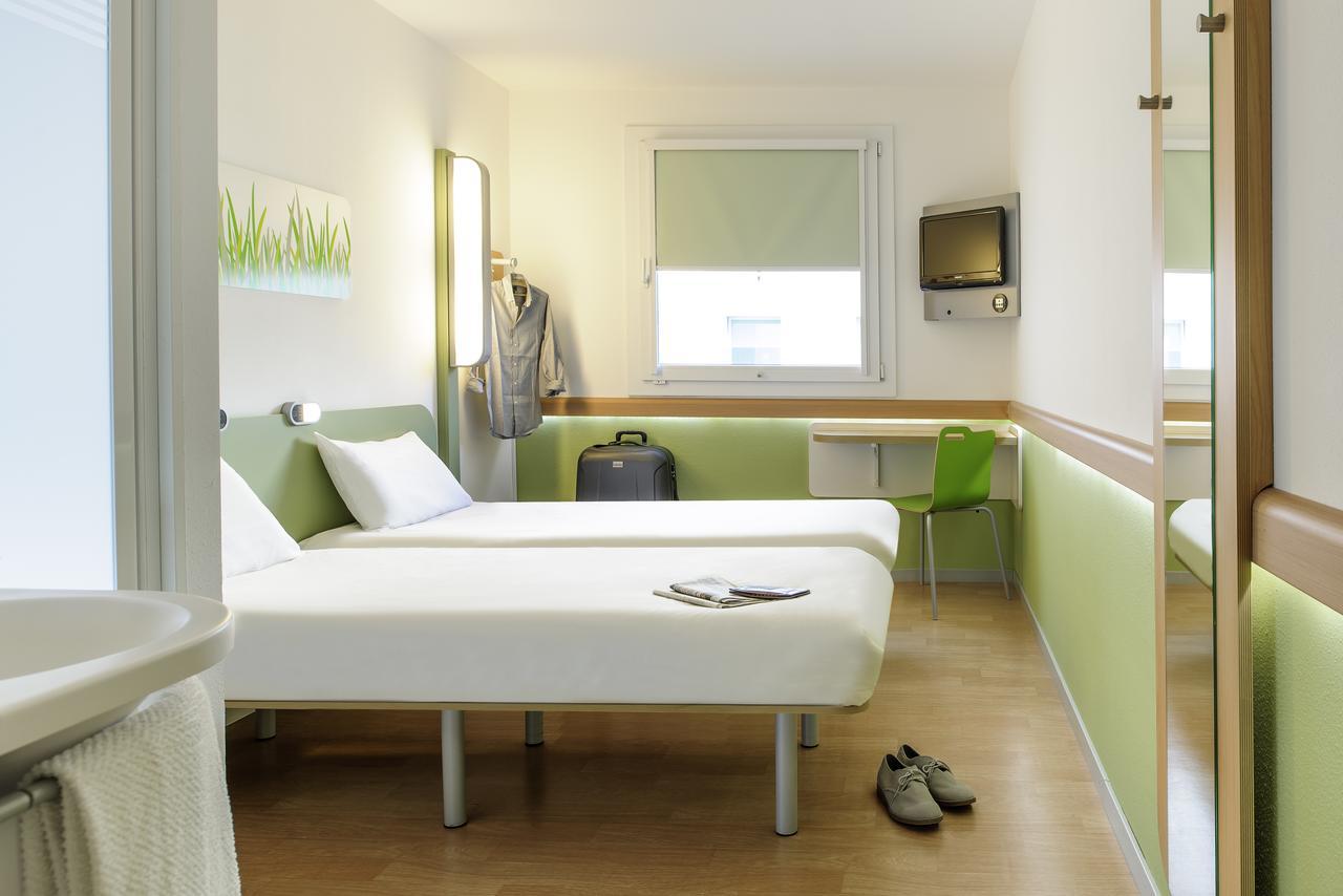 Ibis Budget Augsburg City Esterno foto